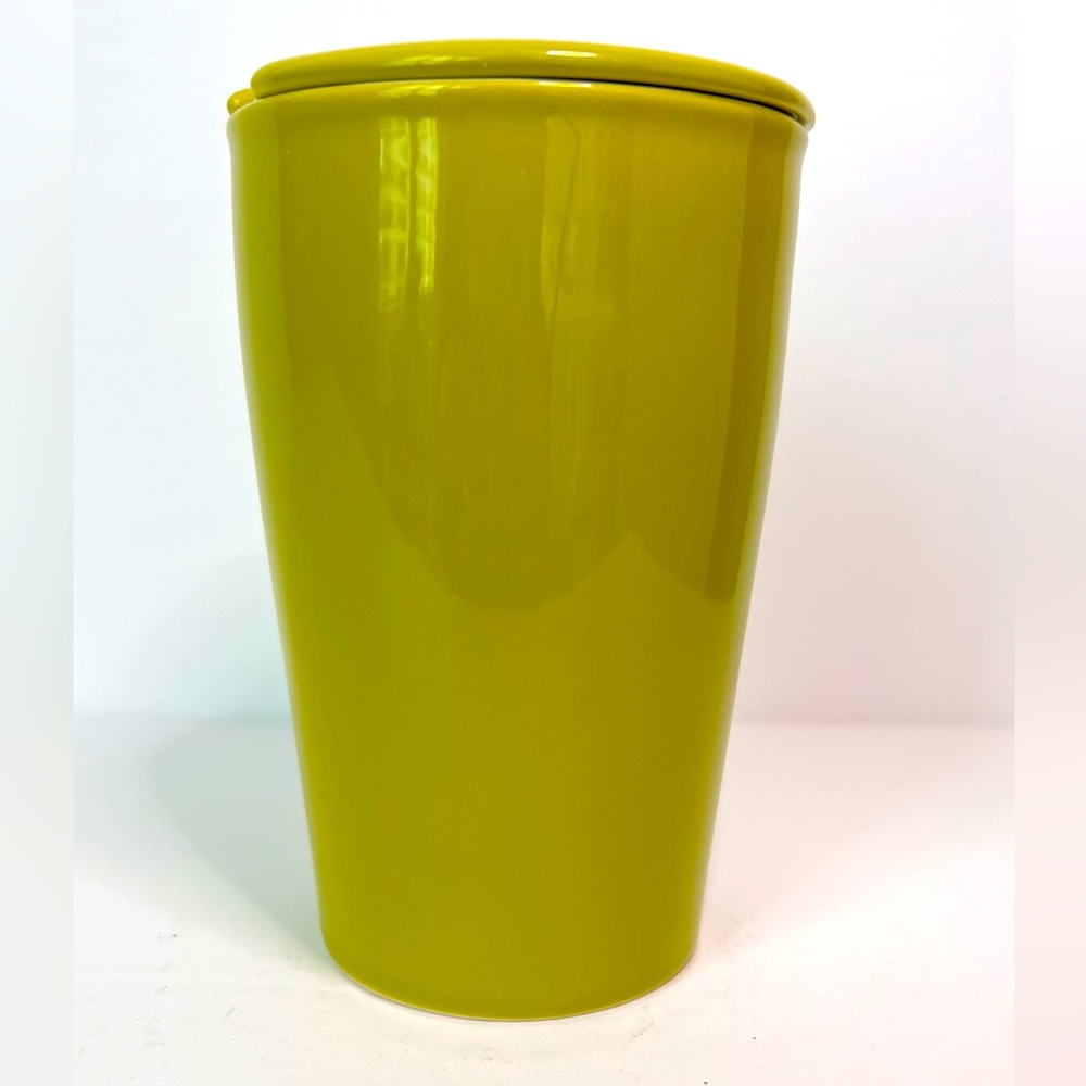 Tea Forte Lime Tall Lidded Mug w Lid Partition for Tea Bag